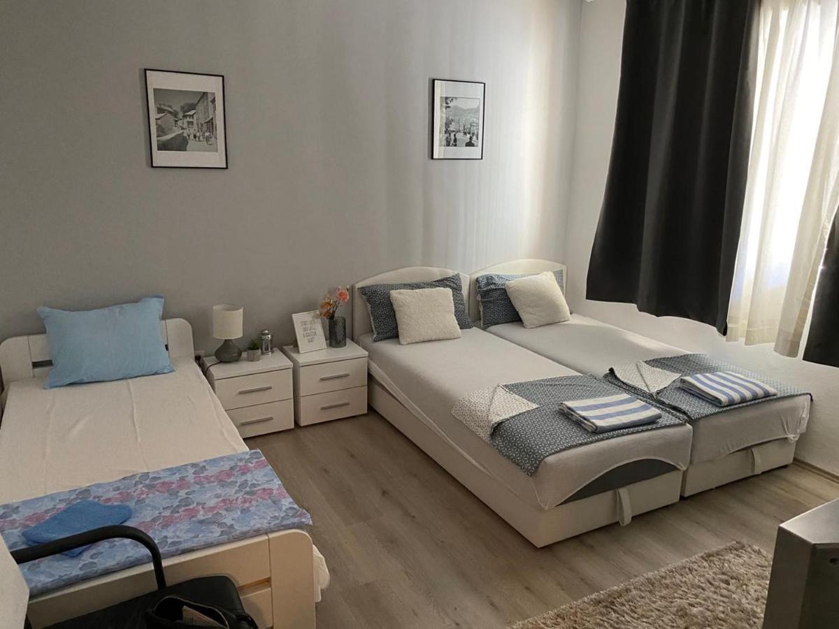 Lamiya'S 2 Bedroom Apartment โมสตาร์ ภายนอก รูปภาพ